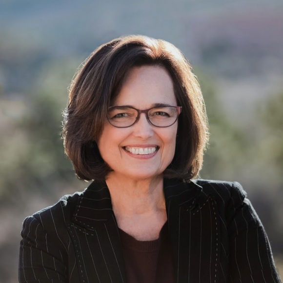 Meet your Posher, Maria - Picture 1 of 1